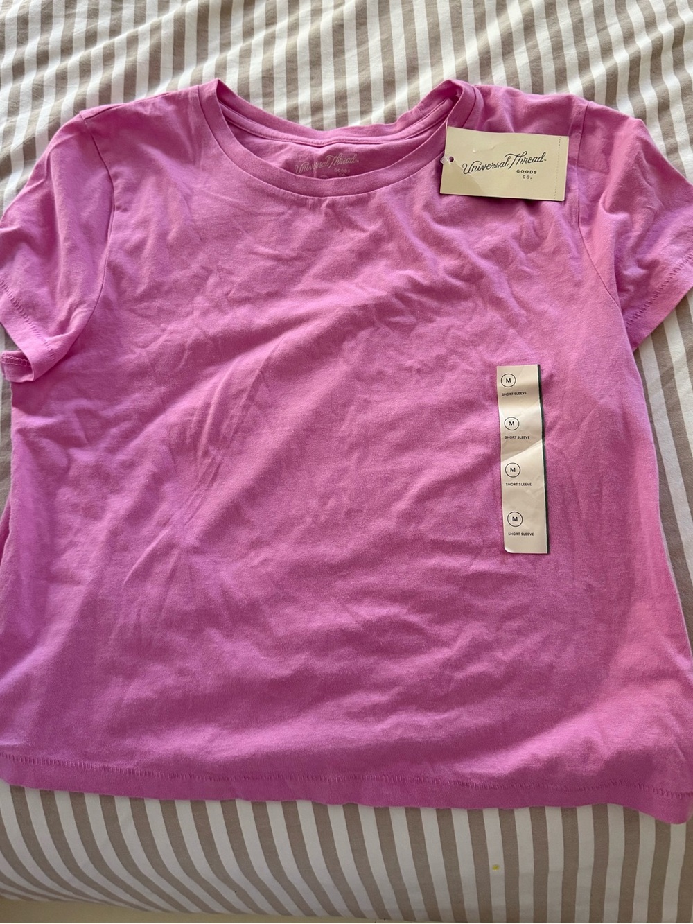 Universal Thread Girls' Bright Pink Crewneck Short Sleeve Tee
